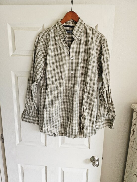Nautica Other - Nautica M Green Button Up Excellent Used Condition